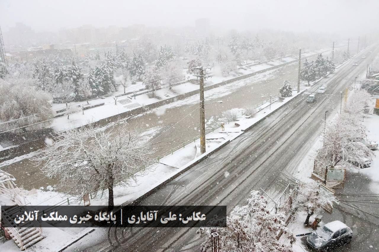 طراوت زمستانی ارومیه با اولین برف سال