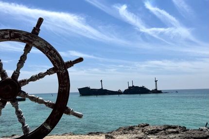 تعلیق عبور و مرور از تنگه هرمز توسط مالکان نفتکش‌ها و شرکت‌های بزرگ نفتی و تجاری