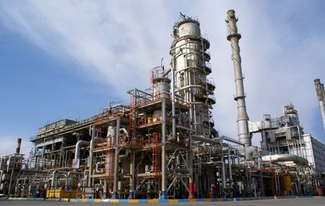 افزایش ۲ میلیون لیری تولید بنزین پالایشگاه اصفهان