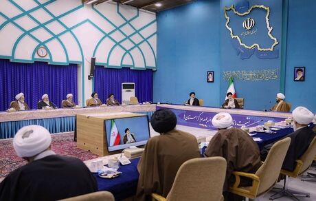دشمن پس از ناکامی در فتنه خیابانی اهداف خود را با ایجاد نارضایتی و کشاندن آن به سفره مردم دنبال می‌کند