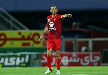 سید جلال حسینی: شایعه بازنشستگی‌ام پس از بالا بردن جام قهرمانی صحت ندارد