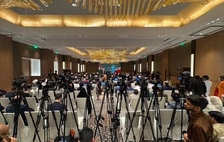 رئیس جمهور: آمریکا نمی‌تواند با قلدری مردم ایران را وادار به تسلیم کند