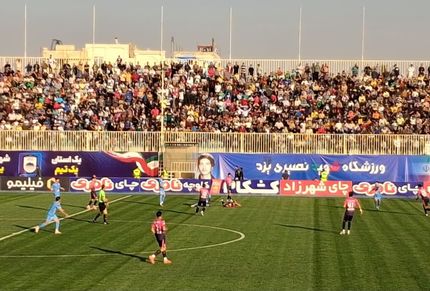 چادرملو اردکان صدرنشین جدید لیگ برتر فوتبال