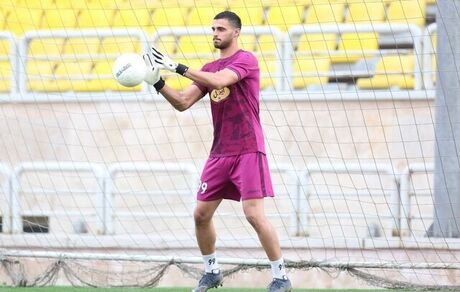 دروازه‌بان پرسپولیس، قرضی جدا شد