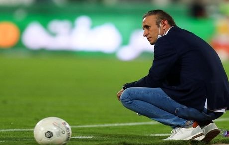 یک نفر مانع استعفای یحیی گل محمدی بعد از باخت مقابل سپاهان شد!