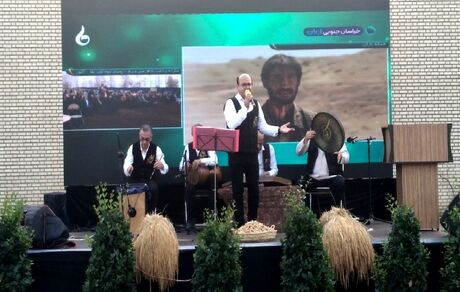 جشنواره برنج و بادام زمینی در رشت برگزار شد