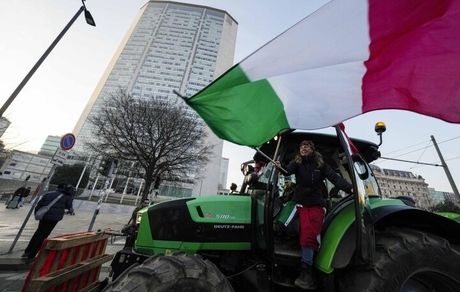 کشاورزان در ایتالیا هم تجمع اعتراضی برپا کردند