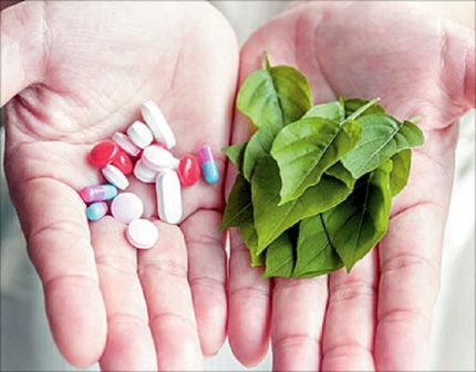 صدور مجوز مطالعات بالینی ۸۵ طرح طب سنتی برای کمک به بهبود بیماران کرونا