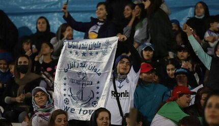 درخواست ملوان برای حضور بانوان در دیدار با ذوب آهن