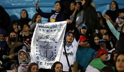 درخواست ملوان برای حضور بانوان در دیدار با ذوب آهن