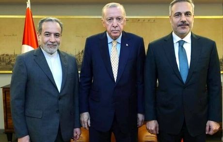 عراقچی: ایران هموازه آماده تعامل و همکاری با کشورهای منطقه برای صلح است