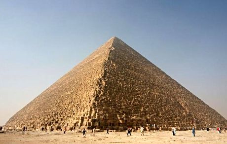 تعطیلی موقت بزرگترین هرم اهرام مصر