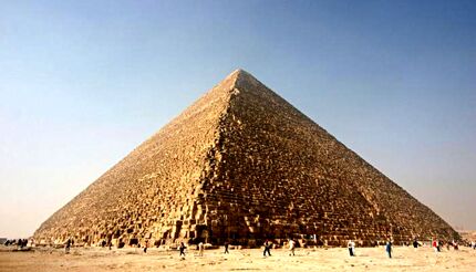 تعطیلی موقت بزرگترین هرم اهرام مصر