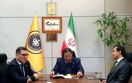 سپاهان و باشگاه کوالالامپور اف سی مالزی، خواهر خوانده شدند
