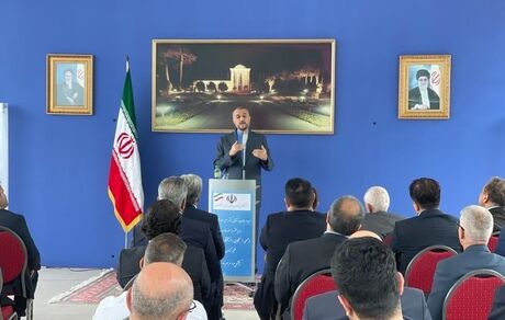 دیدار وزیر امور خارجه کشورمان با جمعی از ایرانیان فرهیخته مقیم آلمان