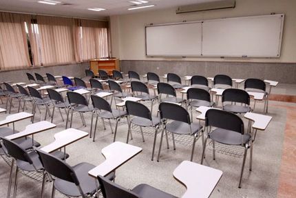 آموزش حضوری دانشگاه‌ها فعلا لغو شد