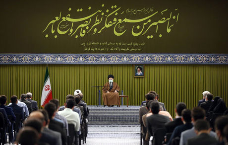 کانون تزریق امید به کشور باشید؛ از مسئولان کار جدی و واقعی مطالبه کنید