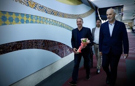 سرمربی جدید تیم ملی والیبال وارد ایران شد