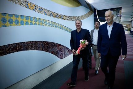 سرمربی جدید تیم ملی والیبال وارد ایران شد