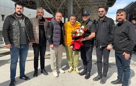 کاروان تراکتور به ترکیه رسید