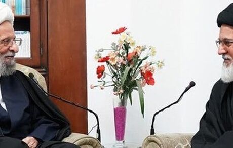 واکنش مصباح یزدی به احتمال انتشار چند لیست از سوی اصولگرایان/ اگر رقیب اصلح بود، اعلام کنید که به او رأی می‌دهید