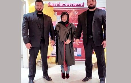 تصویر جدید بهنوش بختیاری به همراه بادیگاردهایش!