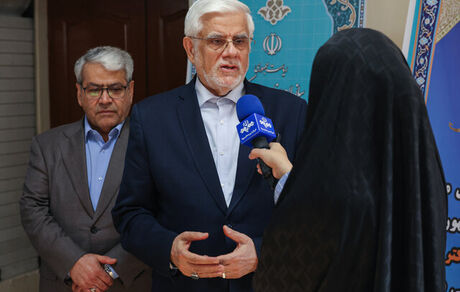 عارف: دولت چهاردهم بدنبال اجرایی شدن سیاست واگذاری امور به بخش خصوصی است