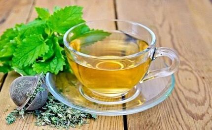 خاصیت ضد استرسی بادرنجبویه