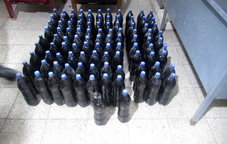 کشف محموله قاچاق ۲۰۱ کیلو تریاک با بطری‌های آب معدنی