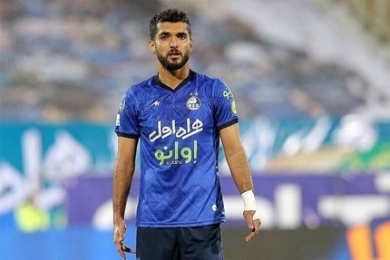 قرارداد هافبک میانی و دفاعی استقلال تمدید شد