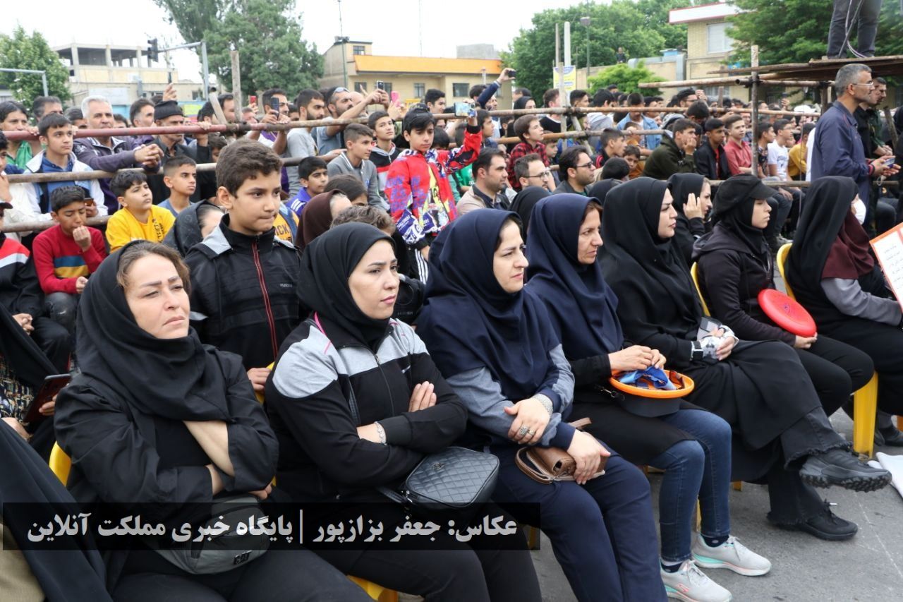 همایش پیاده‌روی خانوادگی و دوچرخه سواری در میاندوآب