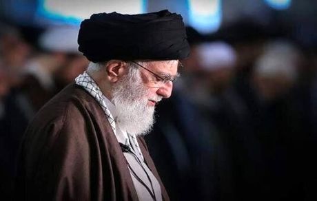 رهبری معظم انقلاب بر پیکر شهید اسماعیل هنیه اقامه کرد