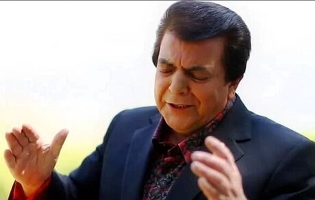 تکذیب مهاجرت خواننده معروف