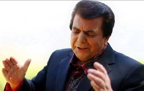 تکذیب مهاجرت خواننده معروف