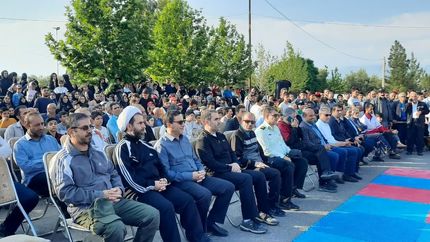 همایش پیاده‌روی خانوادگی در طارم برگزار شد