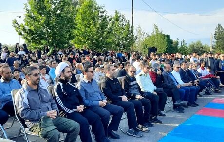 همایش پیاده‌روی خانوادگی در طارم برگزار شد