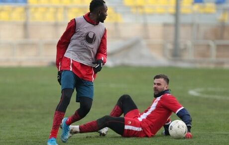 پنجره پرسپولیس دوشنبه باز می‌شود/ پرونده شهرخودور هنوز باز است