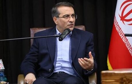 فعالیت ۷۰۰ هزار نفر در قالب نیروهای شرکتی در دستگاه‌های اجرایی / دولت امکان تبدیل وضعیت نیروهای شرکتی را ندارد