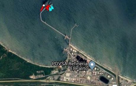 نفتکش ایران در پالایشگاه ال‌پالیتو ونزوئلا لنگر انداخت