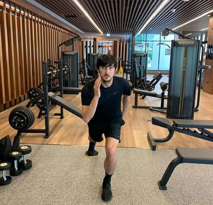 تمرینات اختصاصی سردار آزمون در دُبی برای رسیدن به جام جهانی