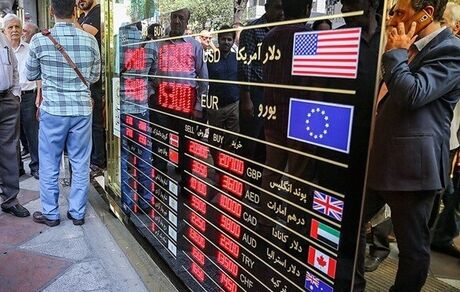 شایعه‌سازان دلار را گران کردند/ یورو تغییر کانال داد