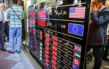 شایعه‌سازان دلار را گران کردند/ یورو تغییر کانال داد