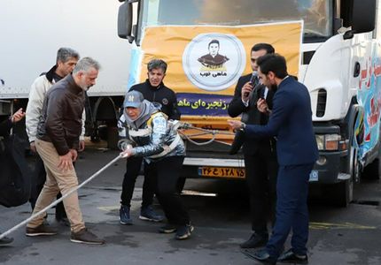 رکوردشکنی بانوی تبریزی / تریلی ۱۷ تنی جابجا شد