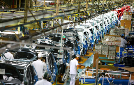 بابایی کارنامی: صنعت خودروسازی باید به ریل صحیح خود برگردد