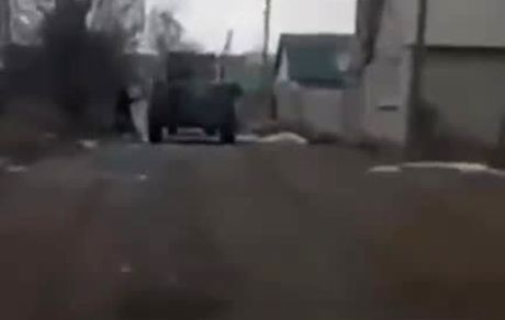 کشاورز اوکراینی، خودروی زرهی ارتش روسیه را دزدید