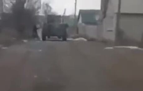 کشاورز اوکراینی، خودروی زرهی ارتش روسیه را دزدید