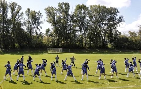 پایان تمرین تیم ملی فوتبال با طعم تولد علیرضا بیرانوند