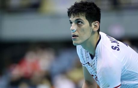 واکنش والیبالیست روس لیگ قطر به اتفاق رخ داده برای صابر کاظمی