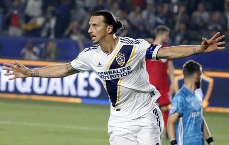 
پیام خداحافظی زلاتان
