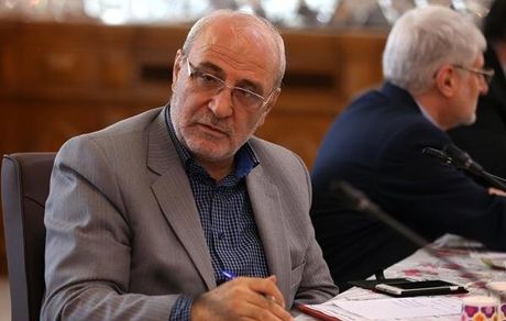 هنوز کمیسیون حقوقی وارد بررسی طرح‌های مربوط به ثبت سند مالکیت خودرو نشده است